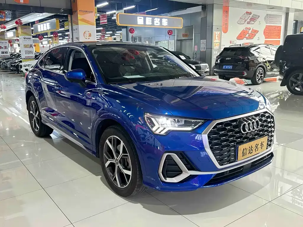 Audi Q3 Sportback — фото 10