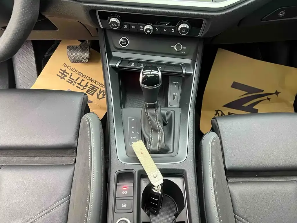 Audi Q3 Sportback — фото 8