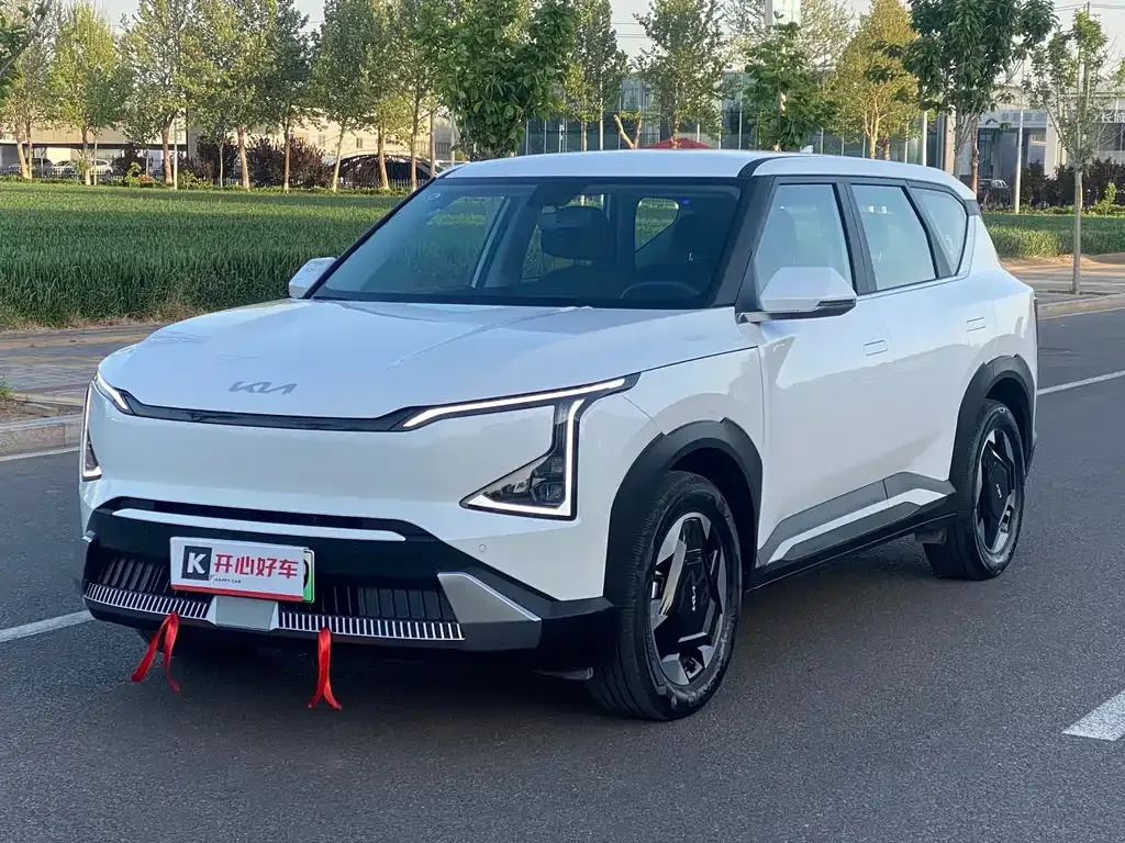 Kia EV5 — фото 1