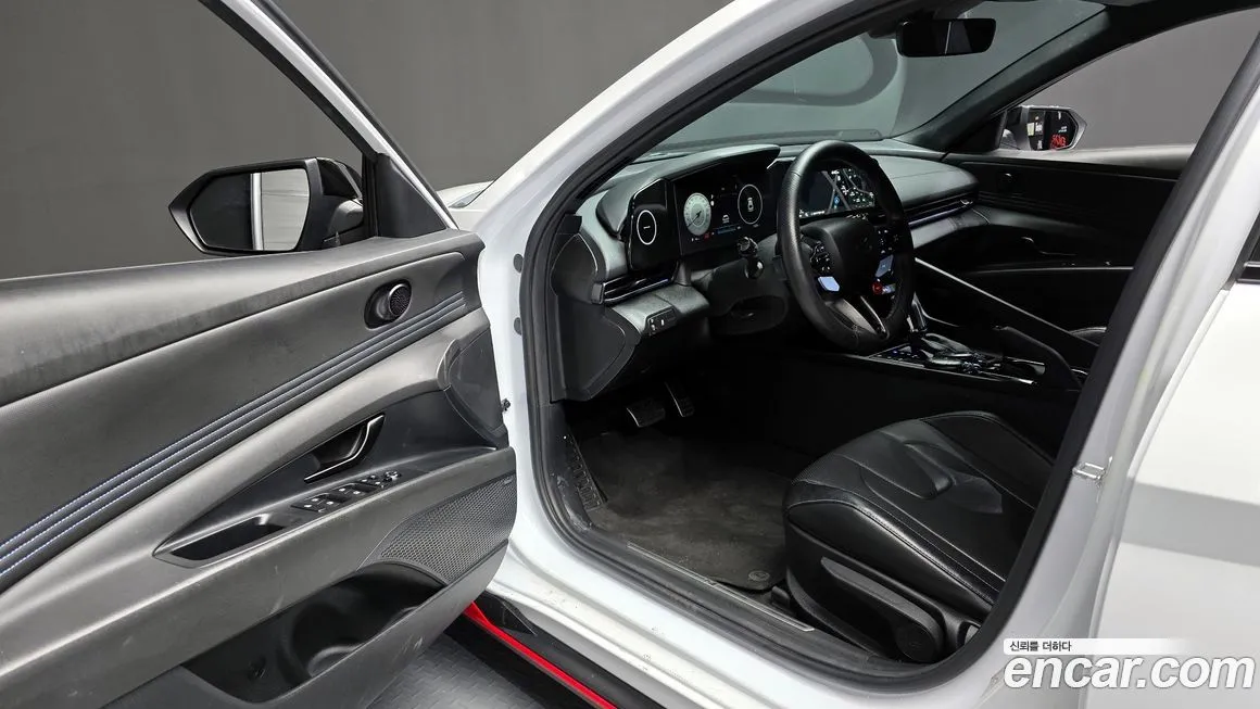 Hyundai AVANTE — фото 9