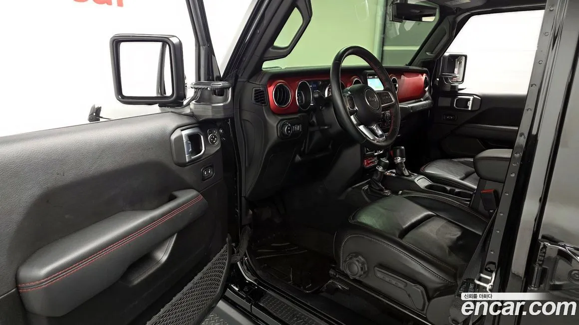 Jeep Wrangler — фото 4