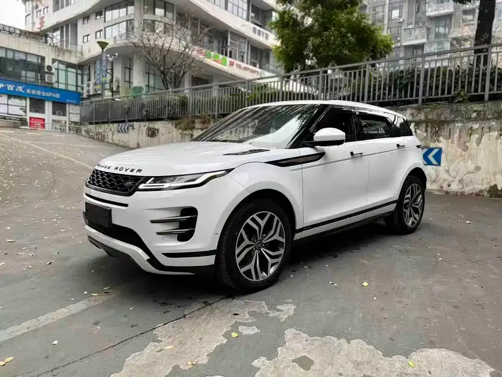 Land Rover Evoque — фото 1