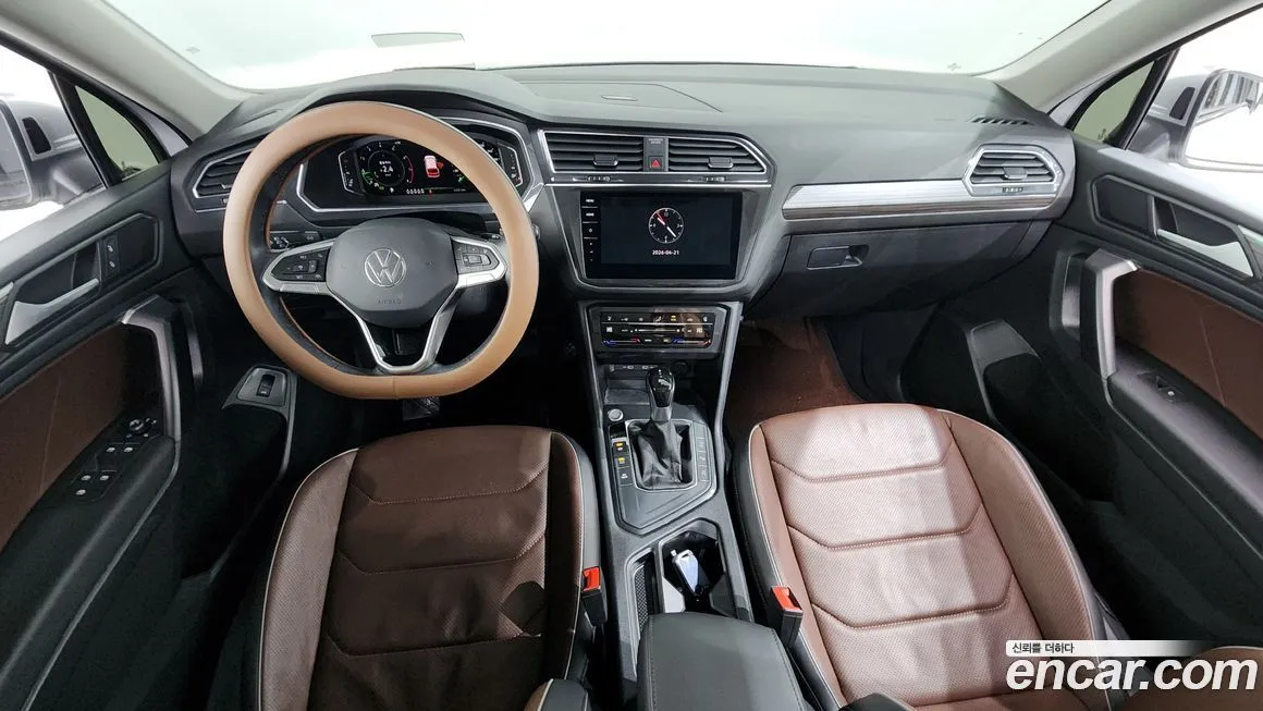 Volkswagen Tiguan — фото 6