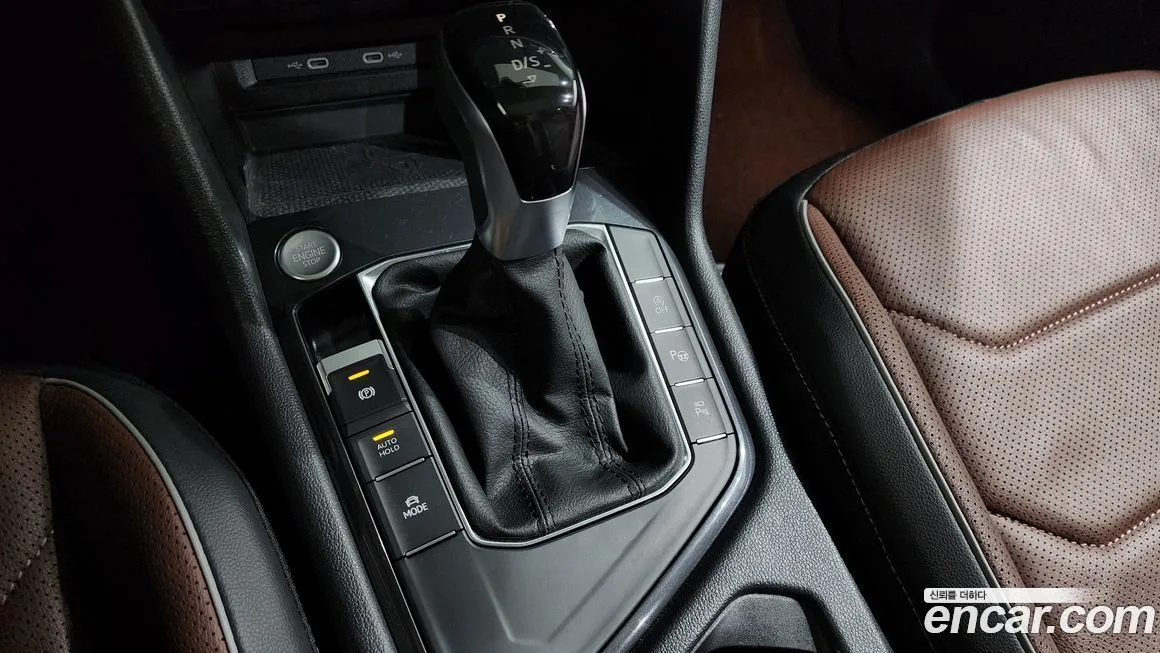 Volkswagen Tiguan — фото 10