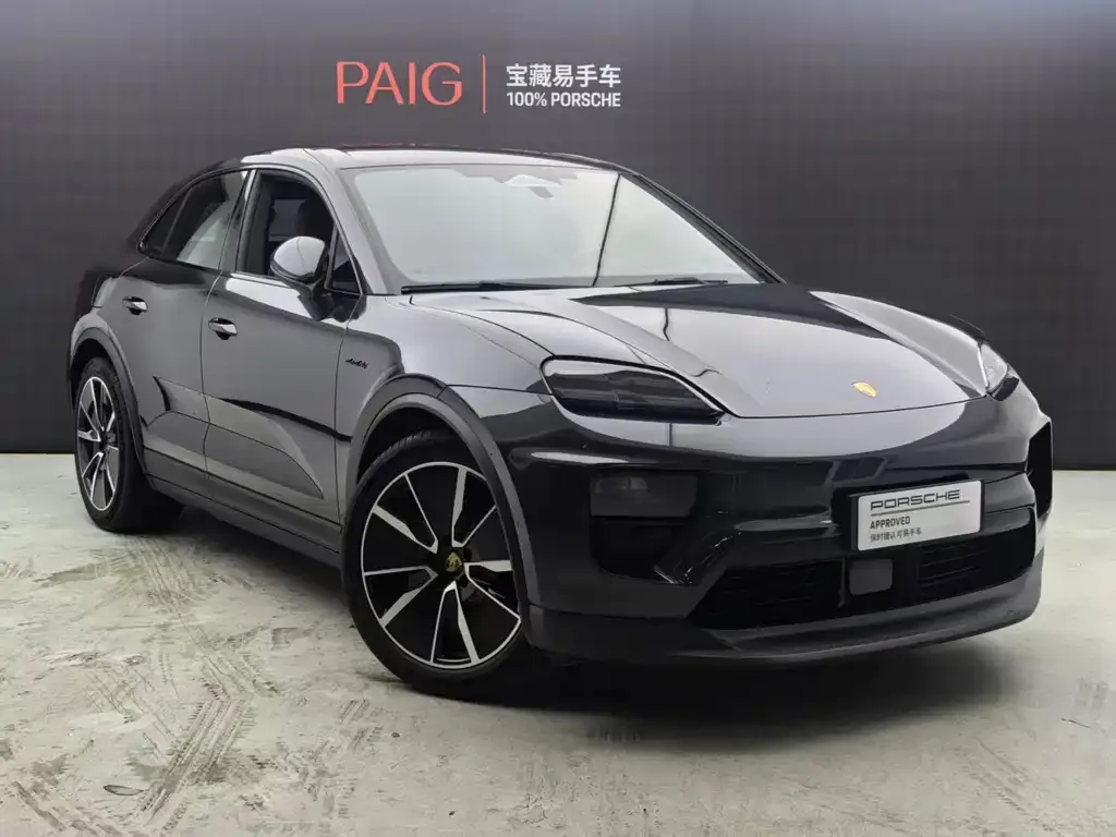 Porsche Macan EV — фото 1
