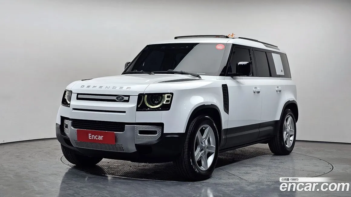 Land Rover Defender — фото 1