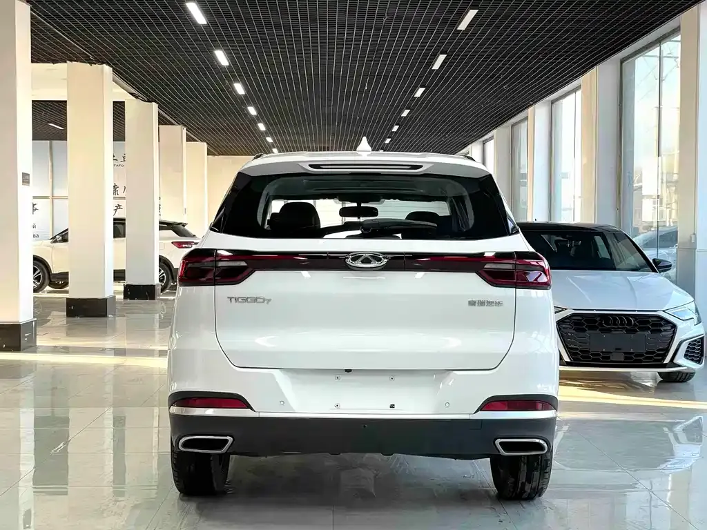 Chery Tiggo 7 — фото 10