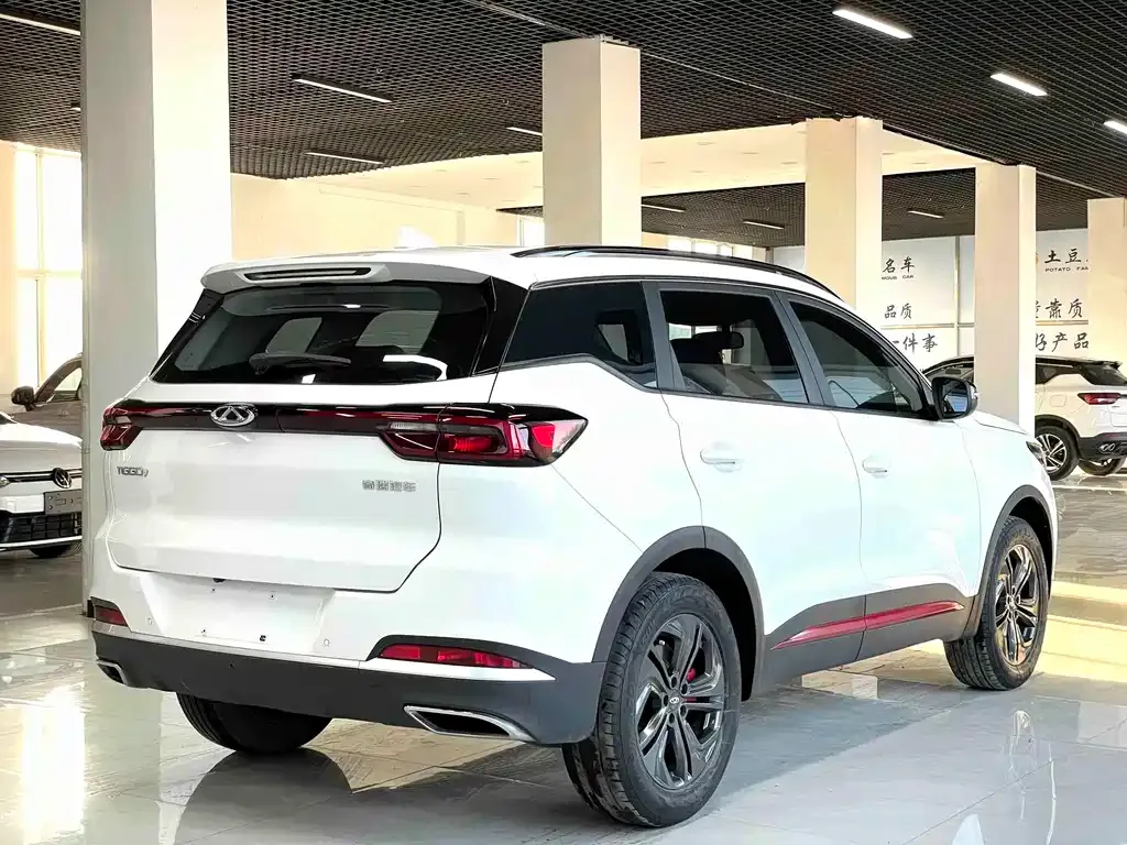 Chery Tiggo 7 — фото 9