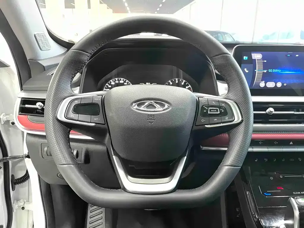 Chery Tiggo 7 — фото 7