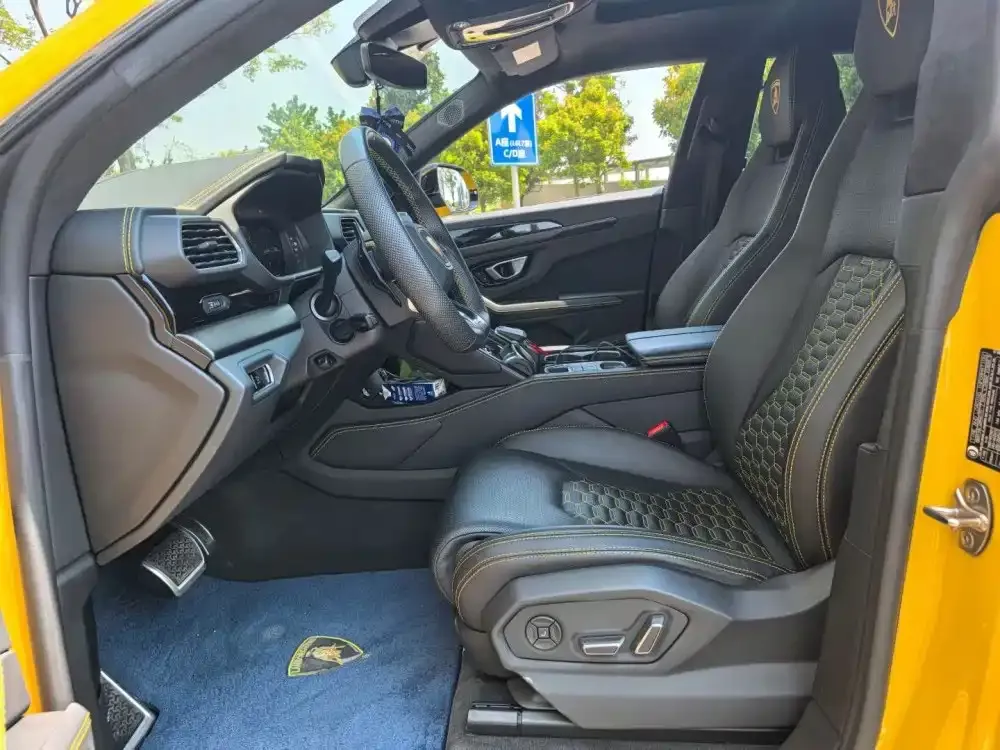 Lamborghini Urus — фото 6