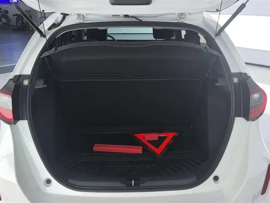 Honda Fit — фото 10