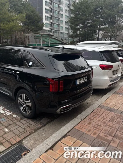 Kia Sorento — фото 8