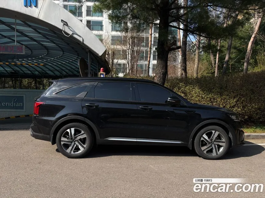 Kia Sorento — фото 9