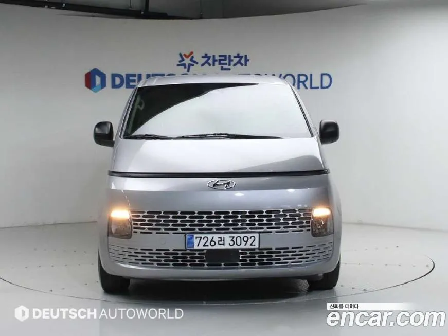 Hyundai Staria — фото 3