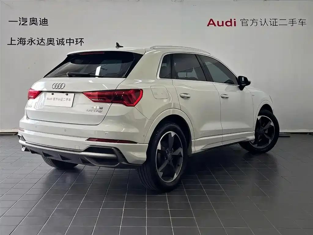Audi Q3 — фото 6
