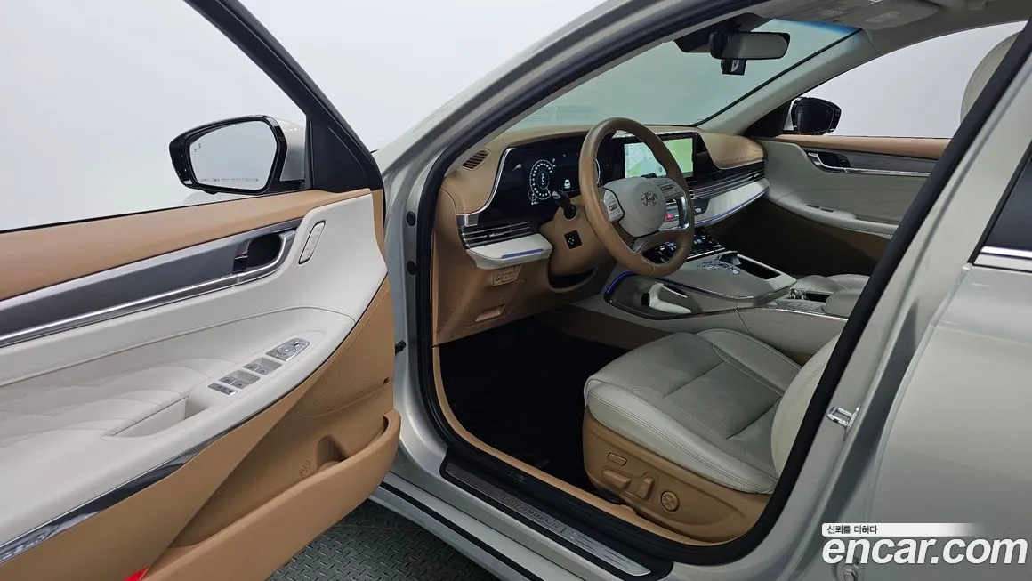 Hyundai Grandeur — фото 1