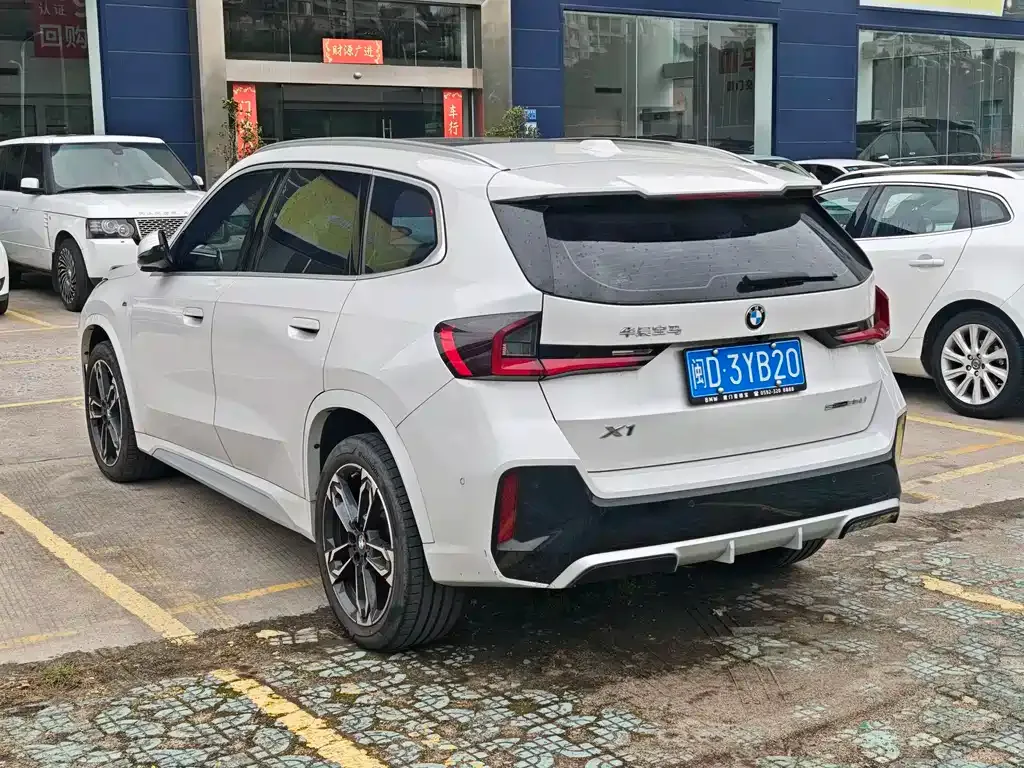 BMW X1 — фото 2
