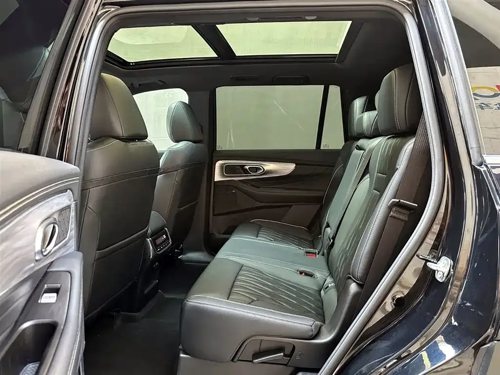 GAC Motor Trumpchi GS8 — фото 9