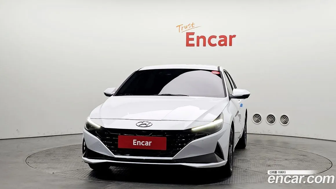 Hyundai AVANTE — фото 2