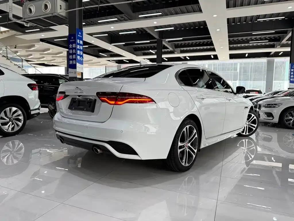 Jaguar XEL — фото 7