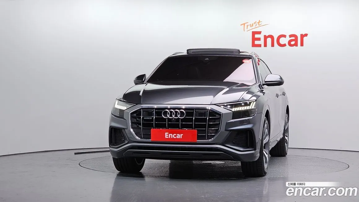 Audi Q8 — фото 5