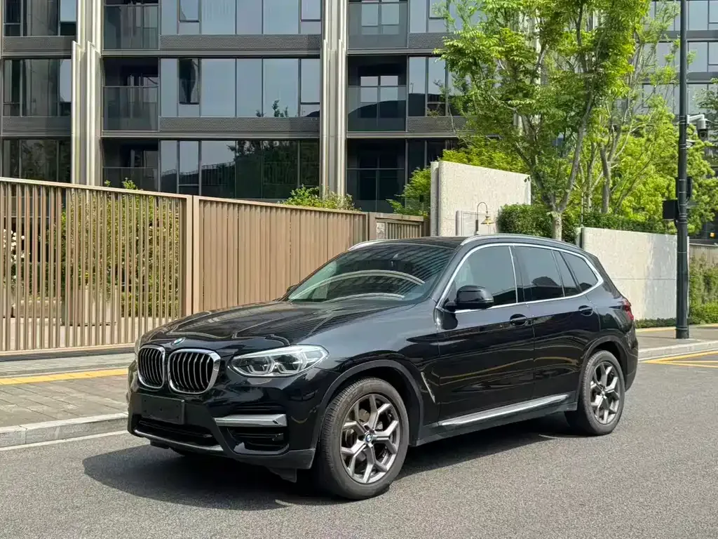 BMW X3 — фото 1
