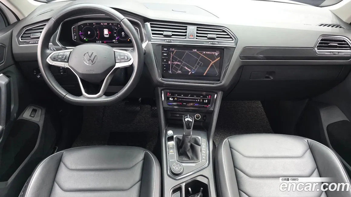 Volkswagen Tiguan — фото 9
