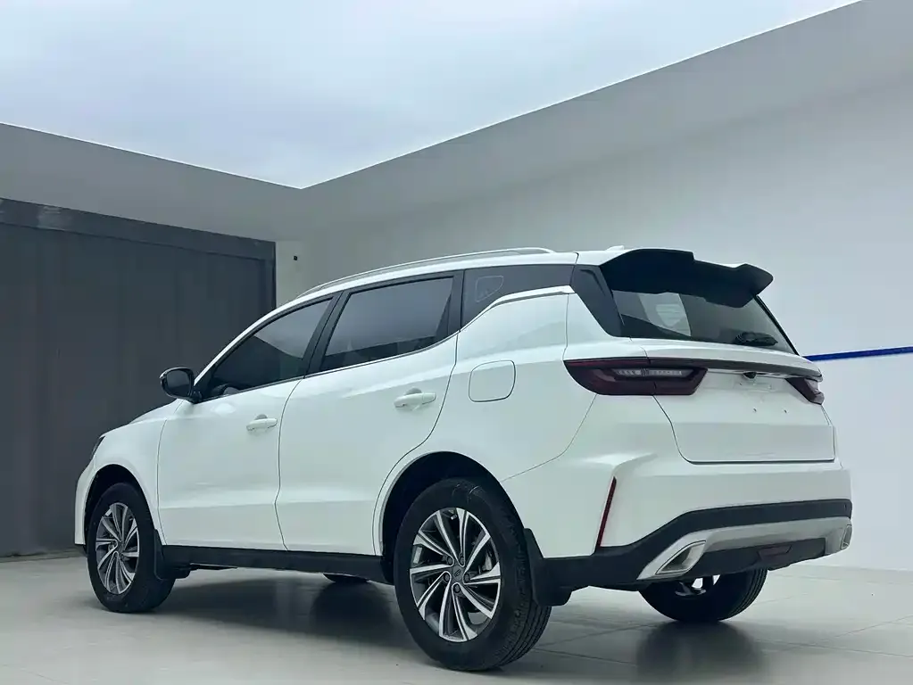 Geely Vision X6 — фото 4