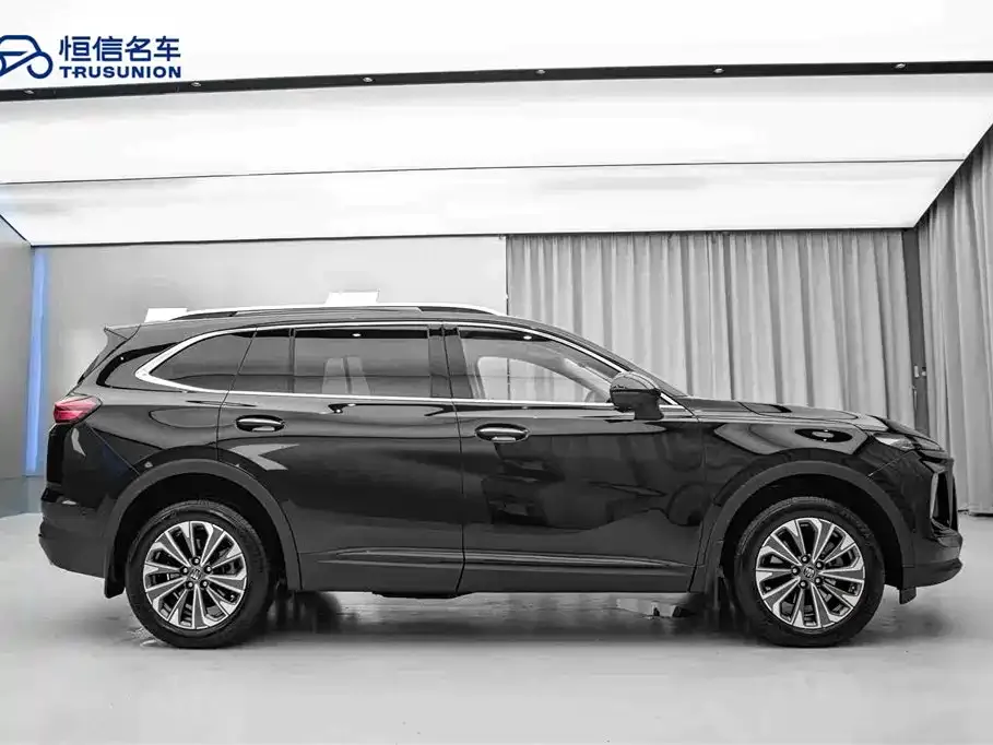 Buick Envision Plus — фото 6