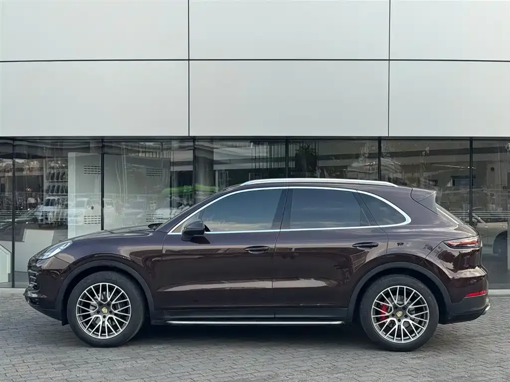Porsche Cayenne — фото 6