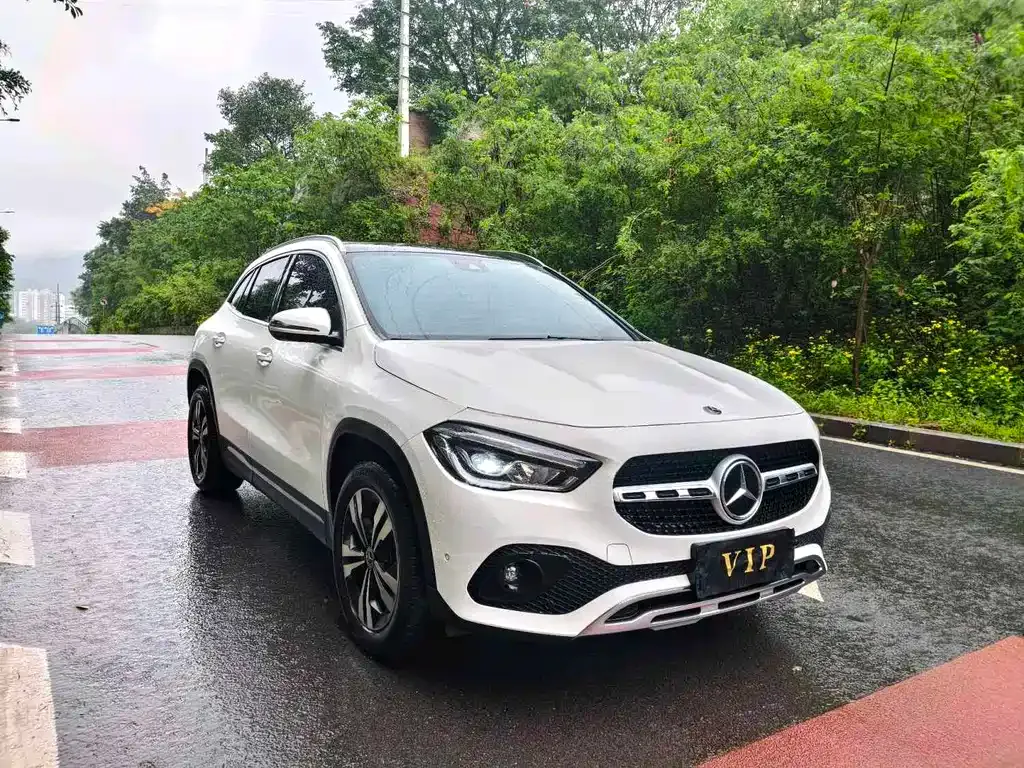 Mercedes-Benz GLA — фото 9