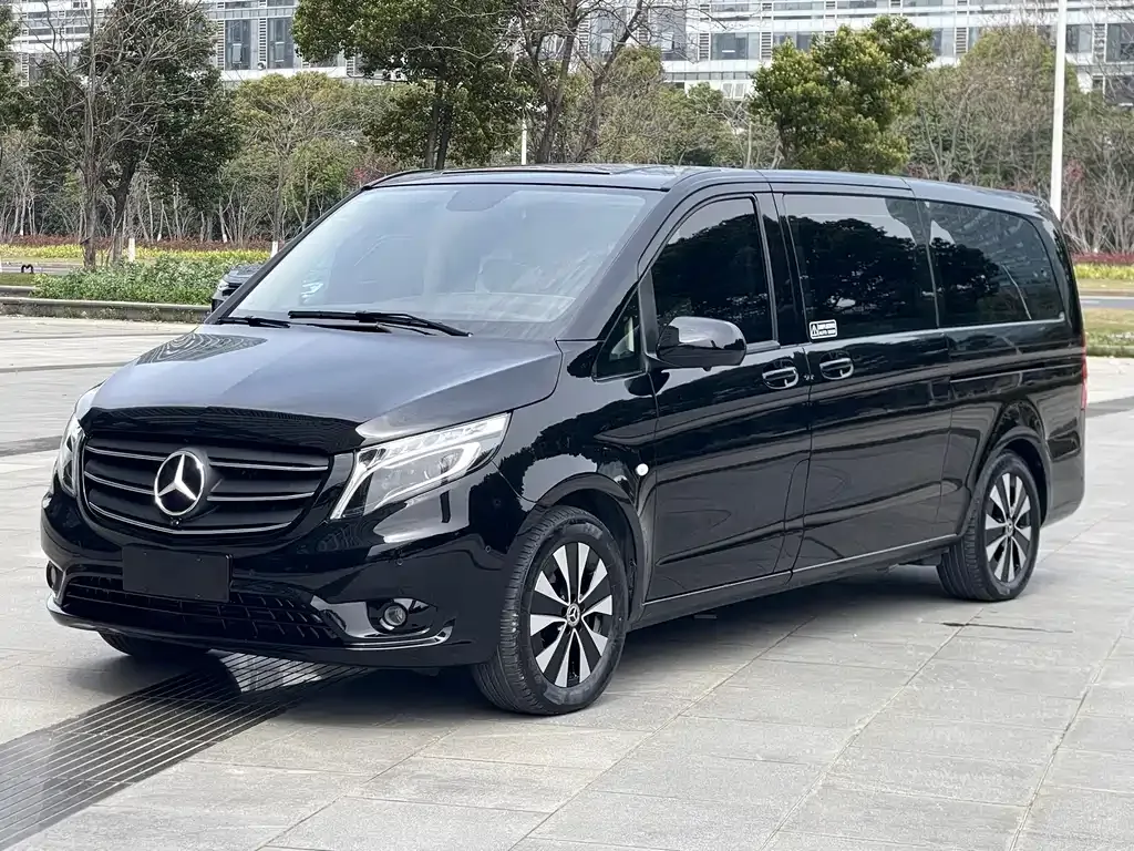 Mercedes-Benz Vito — фото 1