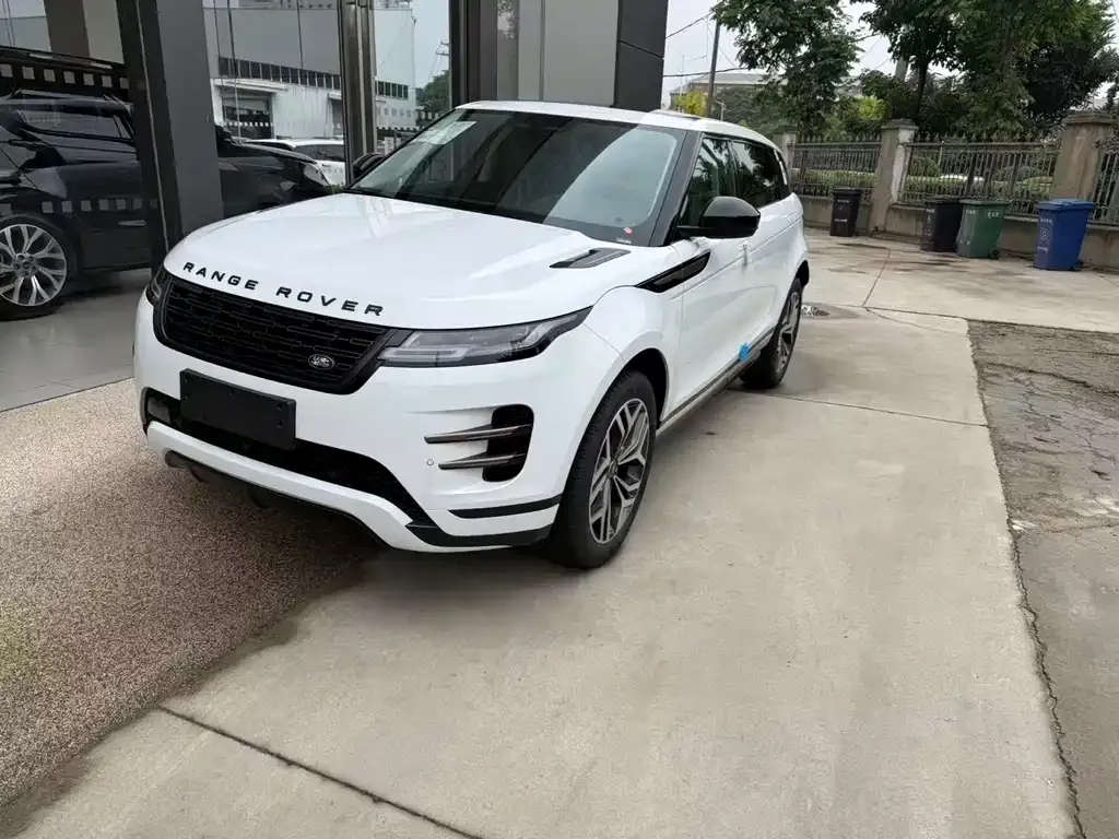 Land Rover Evoque — фото 1
