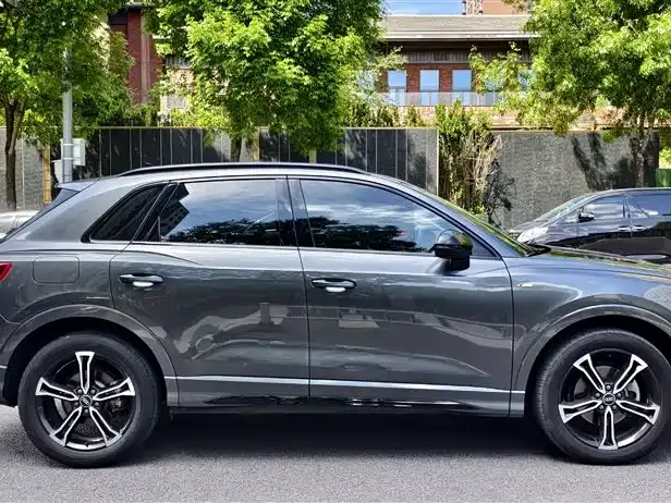 Audi Q3 — фото 7