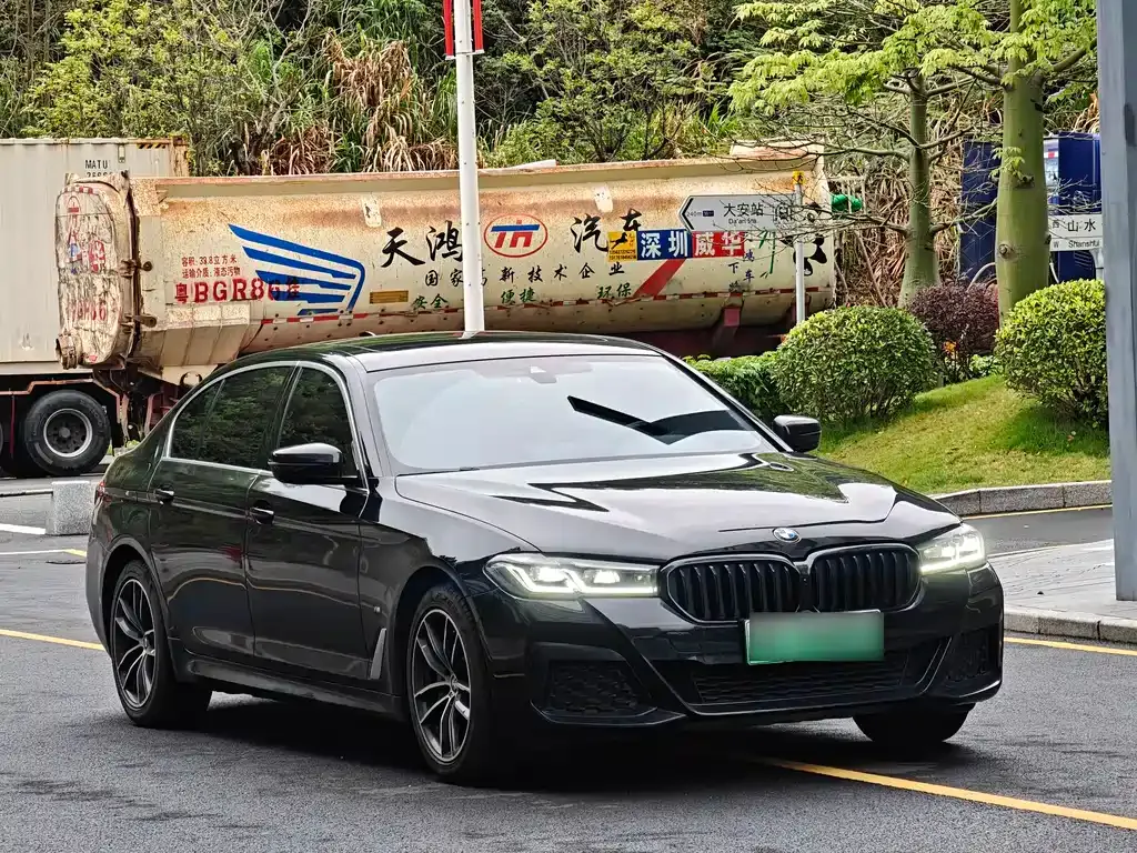 BMW 5 Series New Energy — фото 5