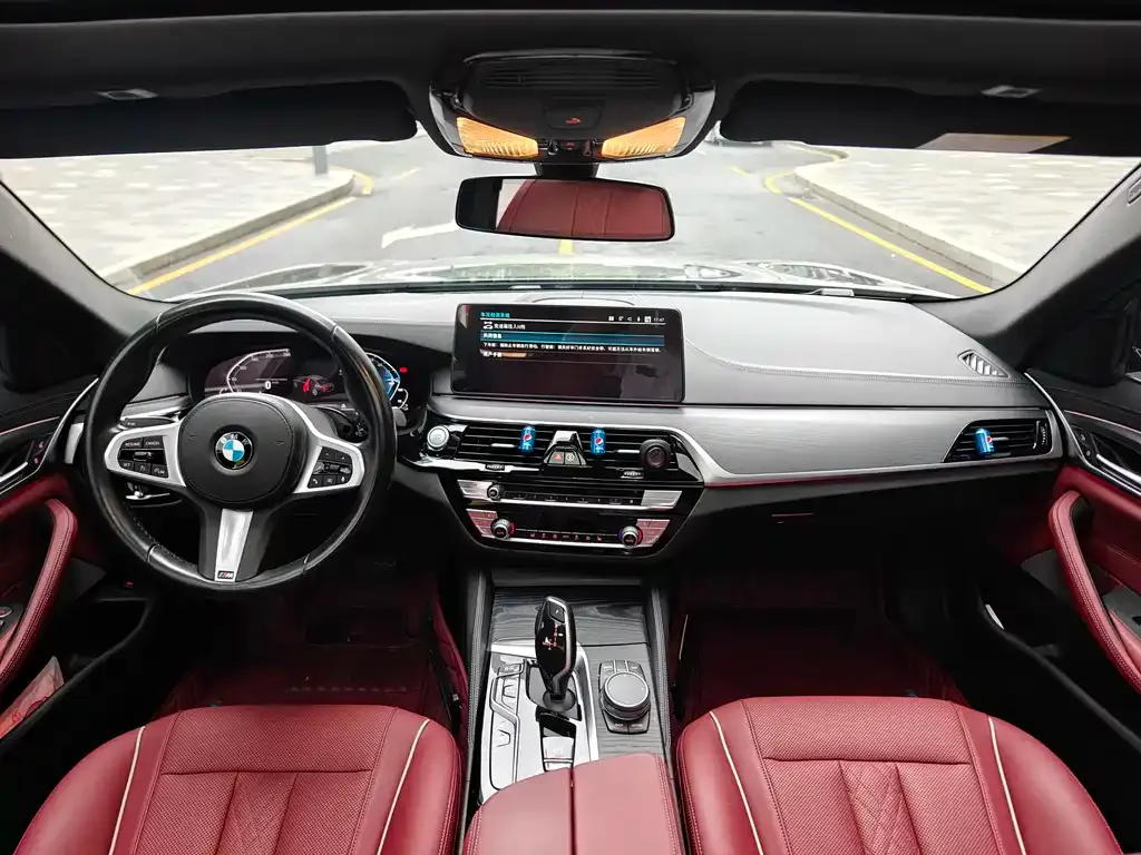 BMW 5 Series New Energy — фото 3