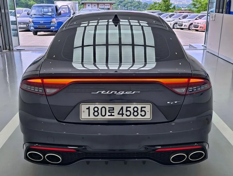 Kia Stinger — фото 10