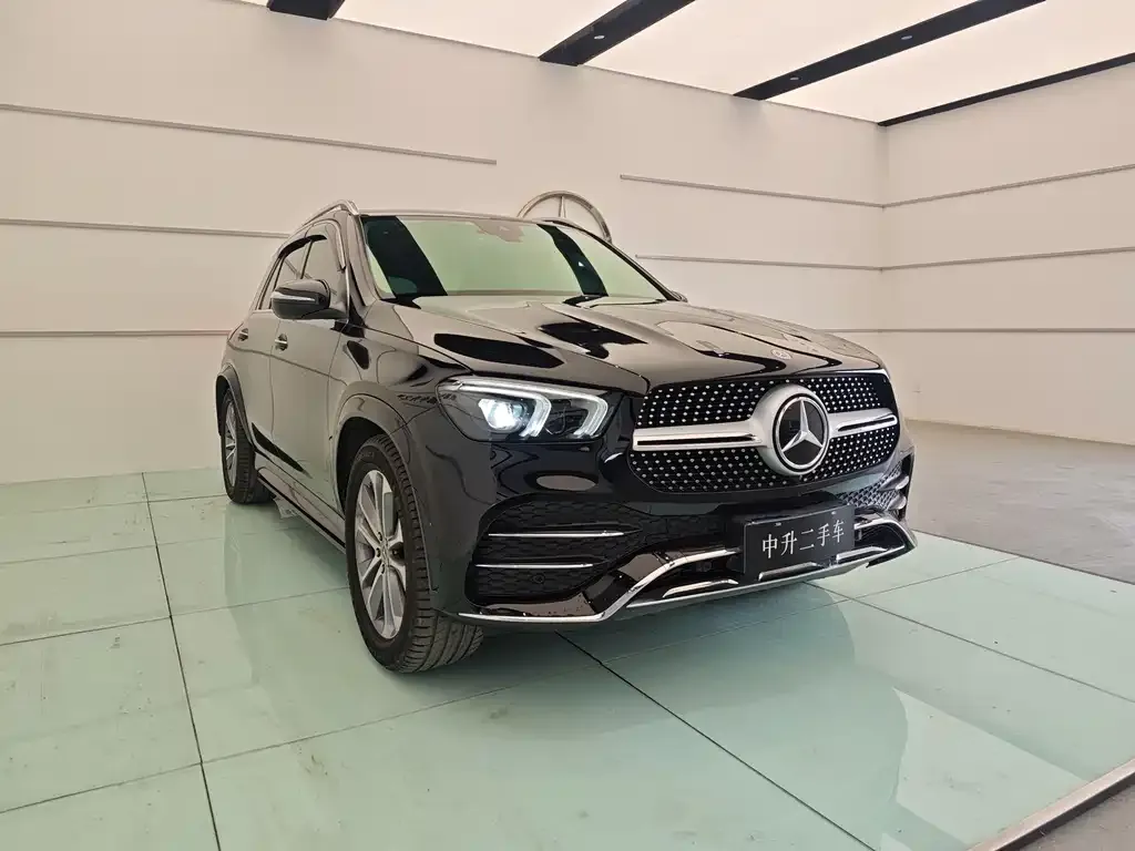 Mercedes-Benz GLE — фото 7