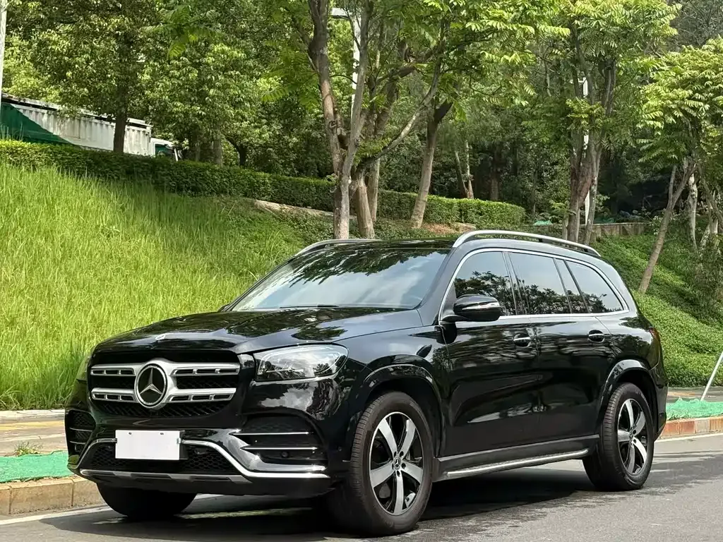 Mercedes-Benz GLS — фото 1