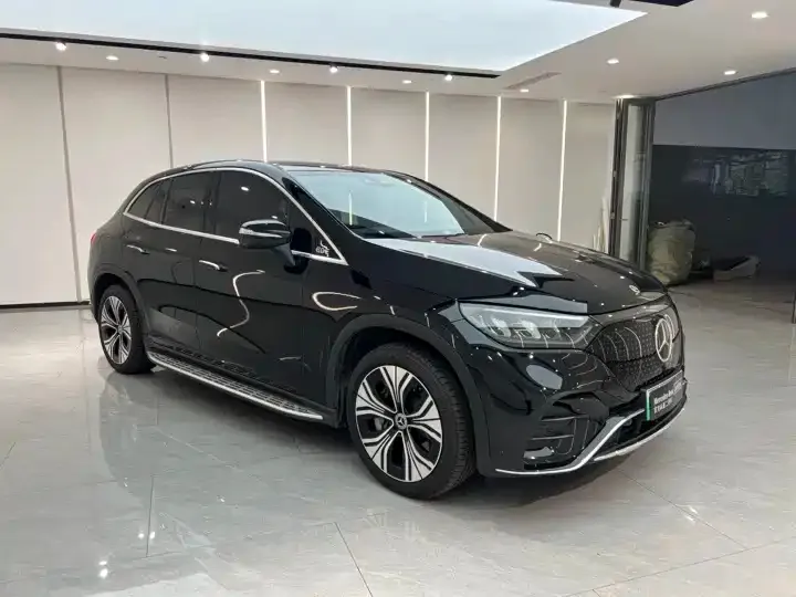Mercedes-Benz EQE SUV — фото 2