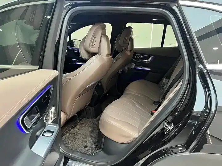 Mercedes-Benz EQE SUV — фото 8