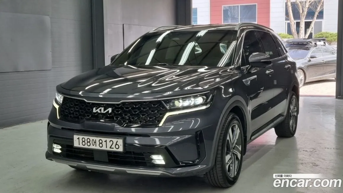 Kia Sorento — фото 1