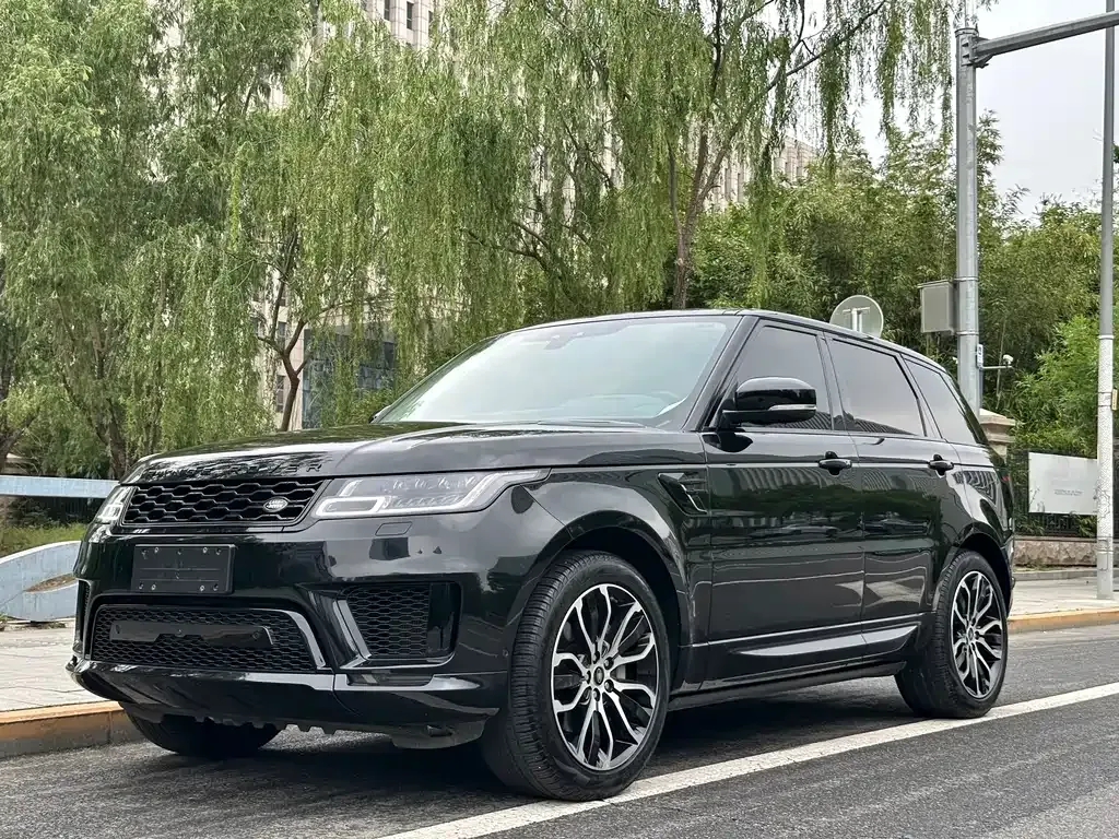 Land Rover Sport — фото 1