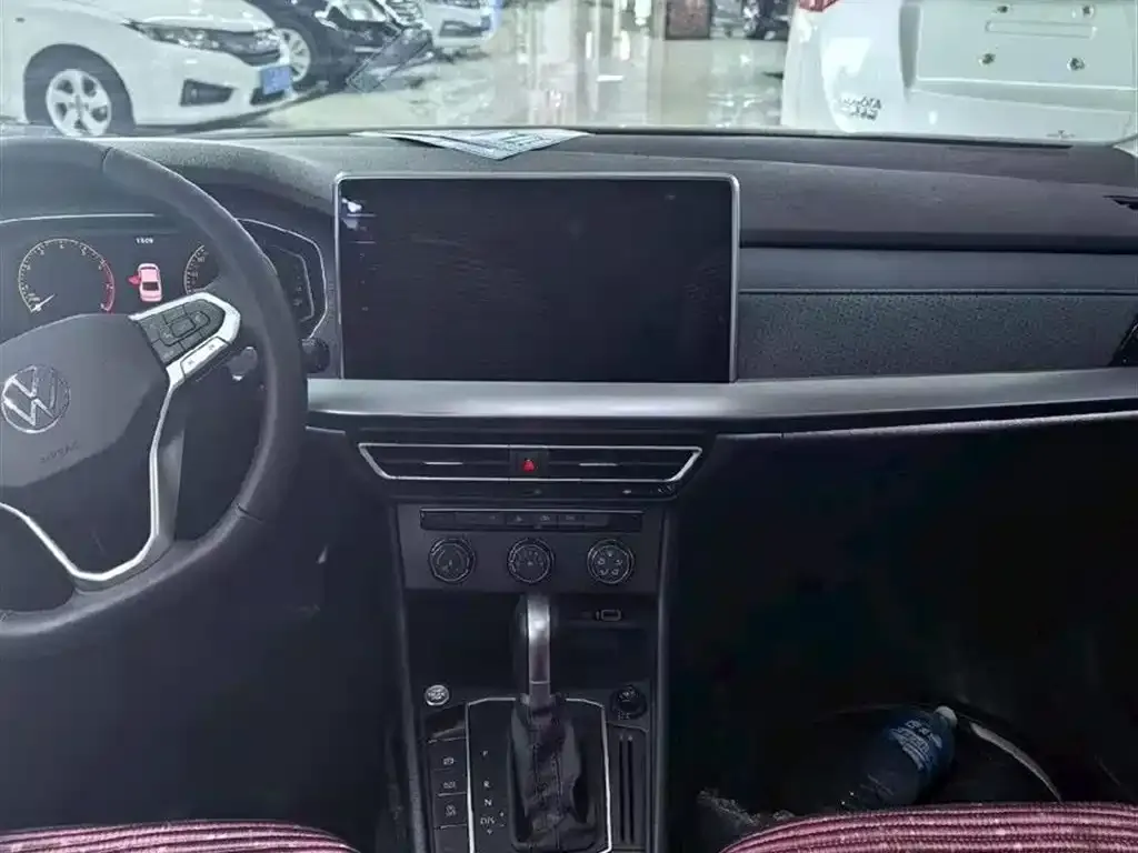 Volkswagen Lavida — фото 8
