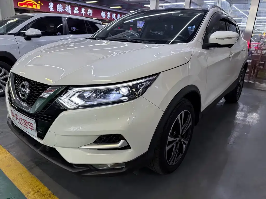 Nissan Qashqai — фото 6