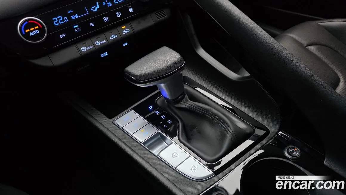 Hyundai AVANTE — фото 4