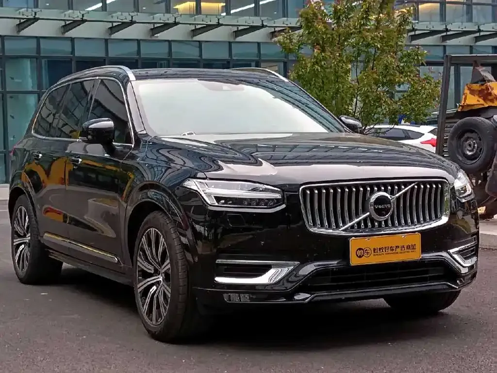 Volvo XC90 — фото 3