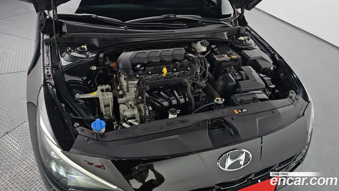 Hyundai AVANTE — фото 8