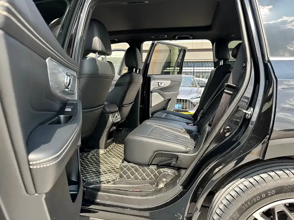 GAC Motor Trumpchi GS8 — фото 8