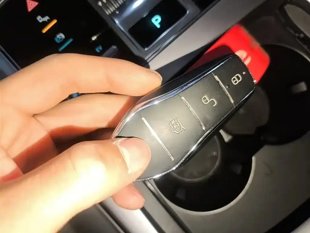 BYD Seal 07 DM-i — фото 2